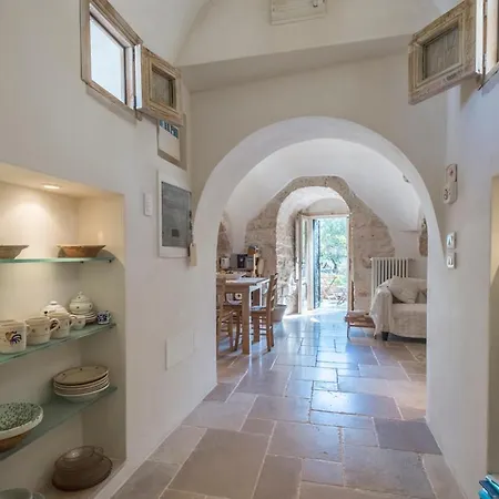 Satia Sleeps 4 With Pool *