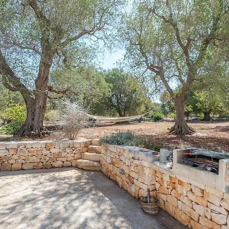 Villa Satia Sleeps 4 With Pool
